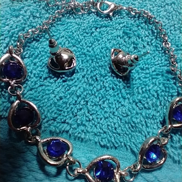 Silvertone necklace ring bracelet earrings blue stone heart set - Picture 5 of 9